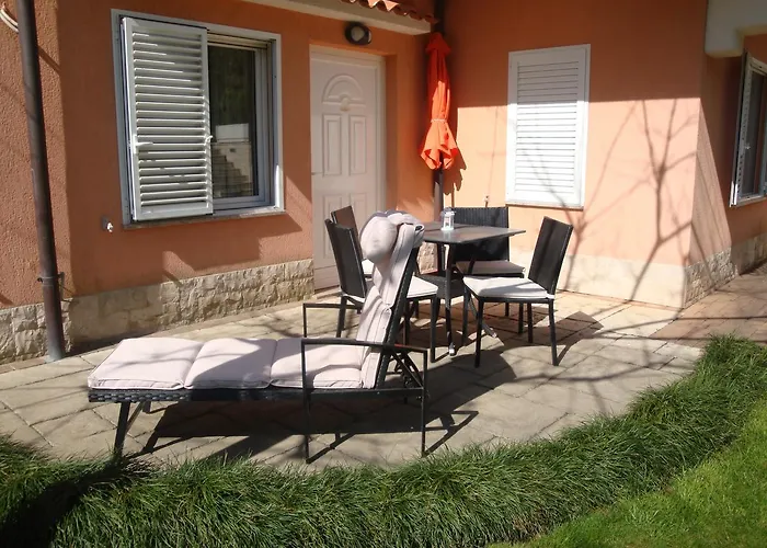 Mogorovic Apartament *